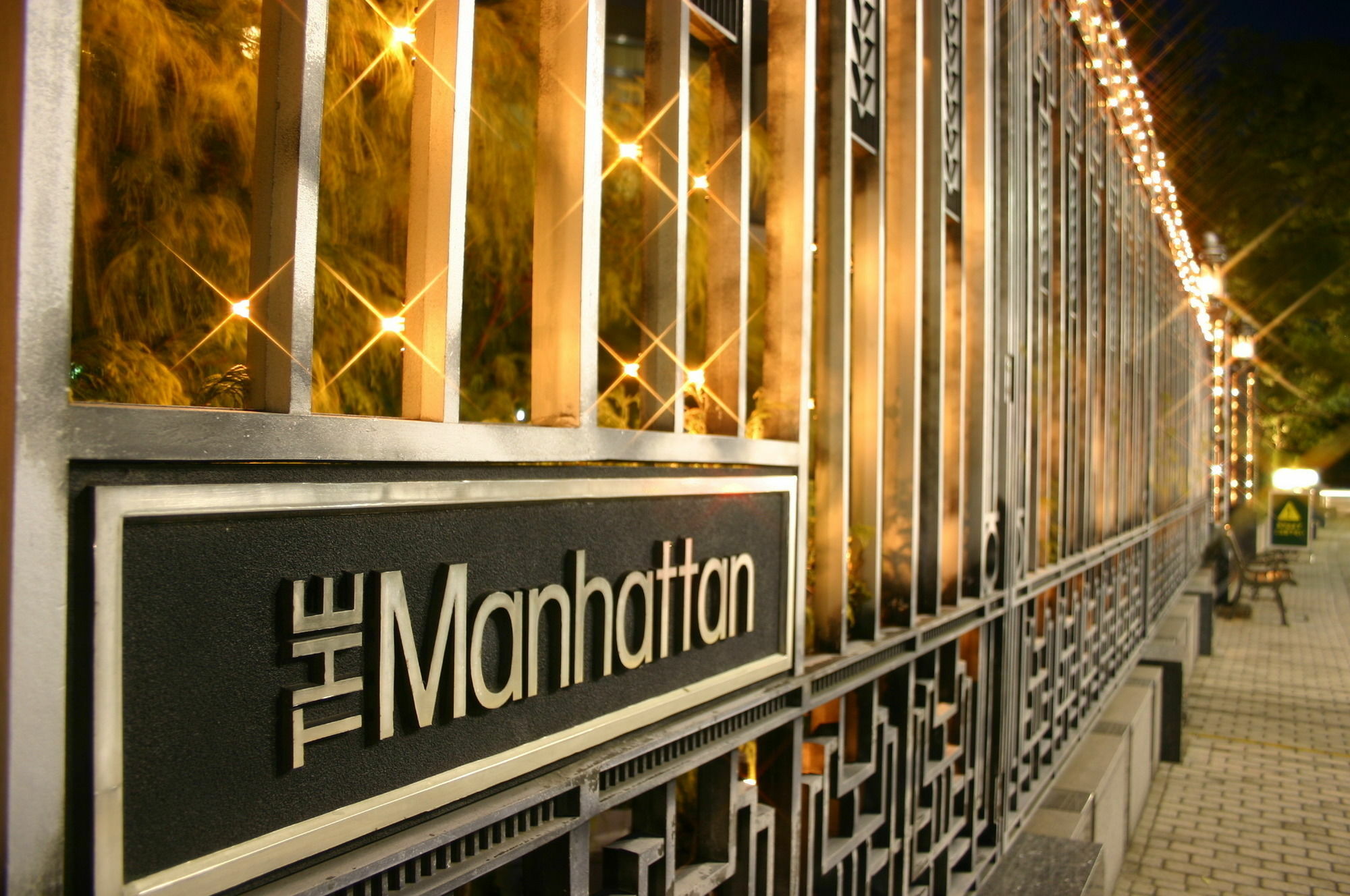 Hotel The Manhattan Chiba Exteriör bild